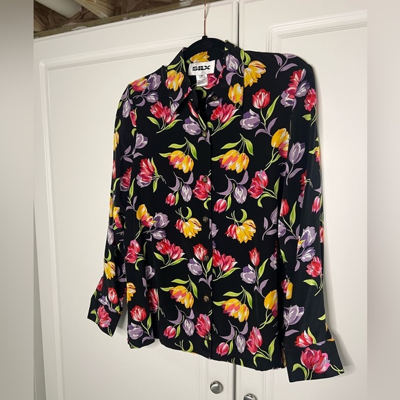 Vintage 100% Silk Tulip Floral Button Down - Picture 3 of 10